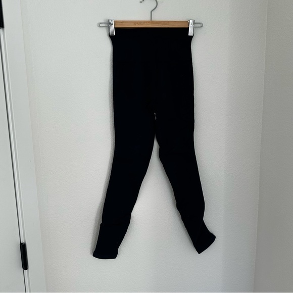 Lululemon Ebb To Street Leggings Bottom Perforation Deep Teal Emerald Size 2 - Picture 2 of 8